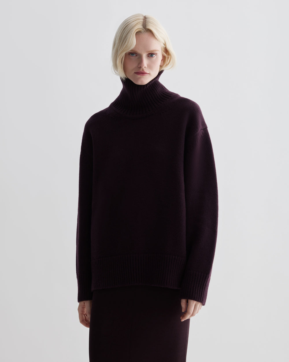 Delphine Sweater in Wool Cashmere, Deep Plum