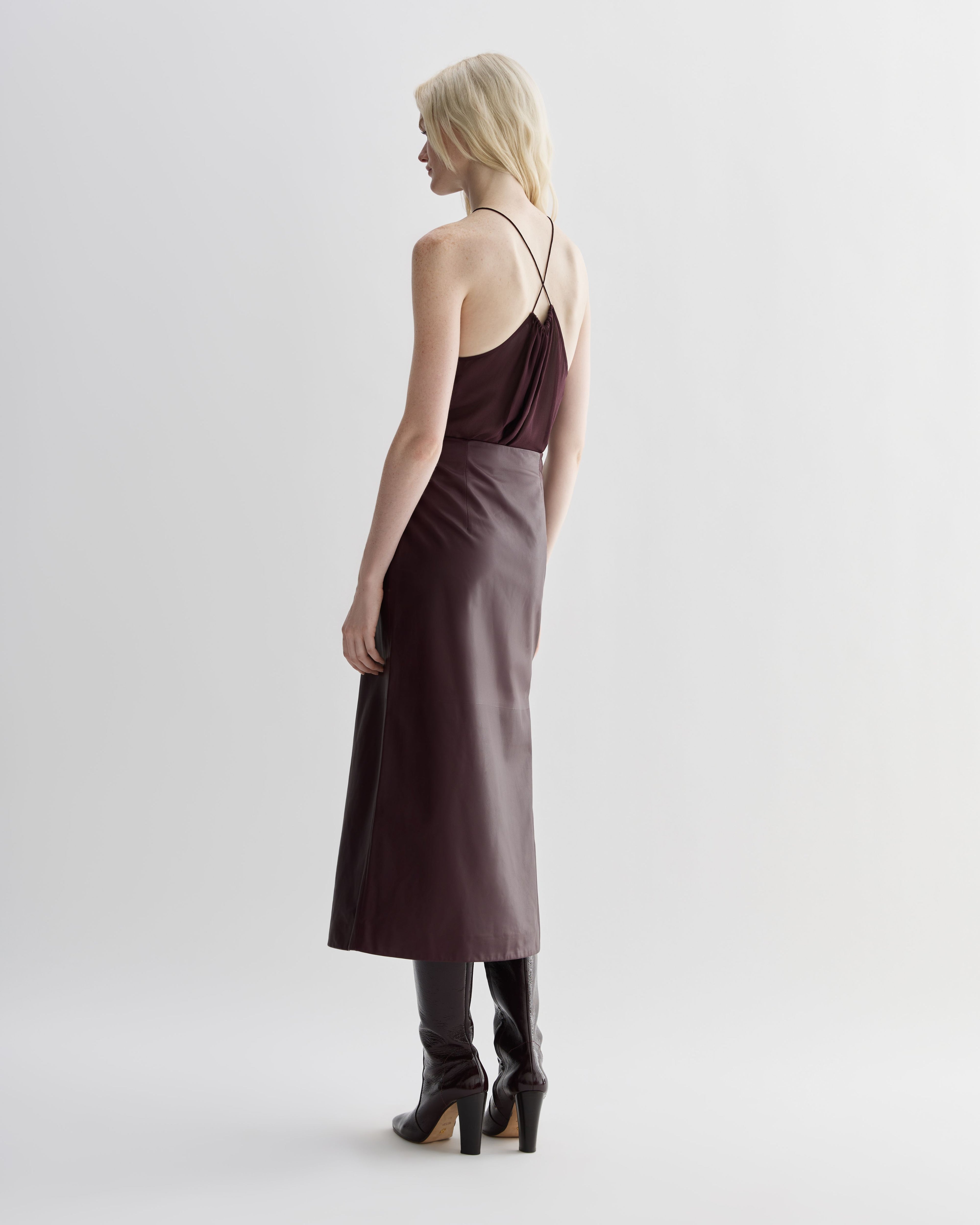 Gisele Skirt in Nappa Leather, Maroon - Veronica De Piante