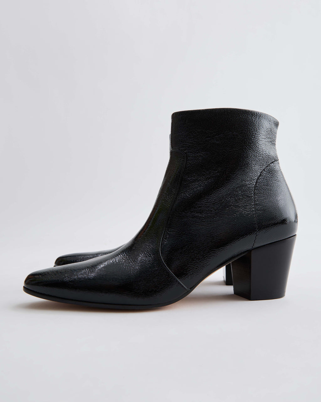 Black patent leather Paloma boots by Veronica De Piante, stylish shoes with sleek, shiny finish and modern design.