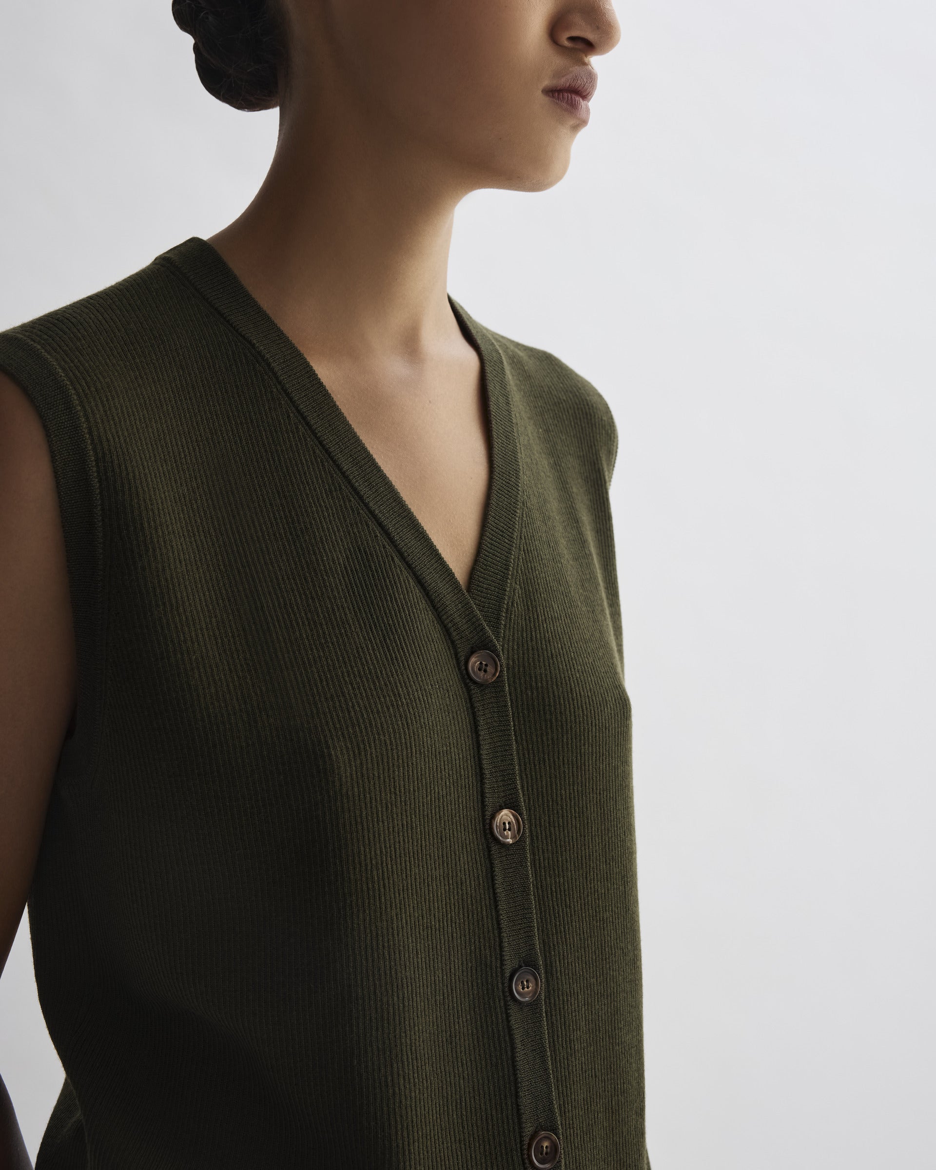 Alice Vest in Merino Wool, Olive - Veronica De Piante