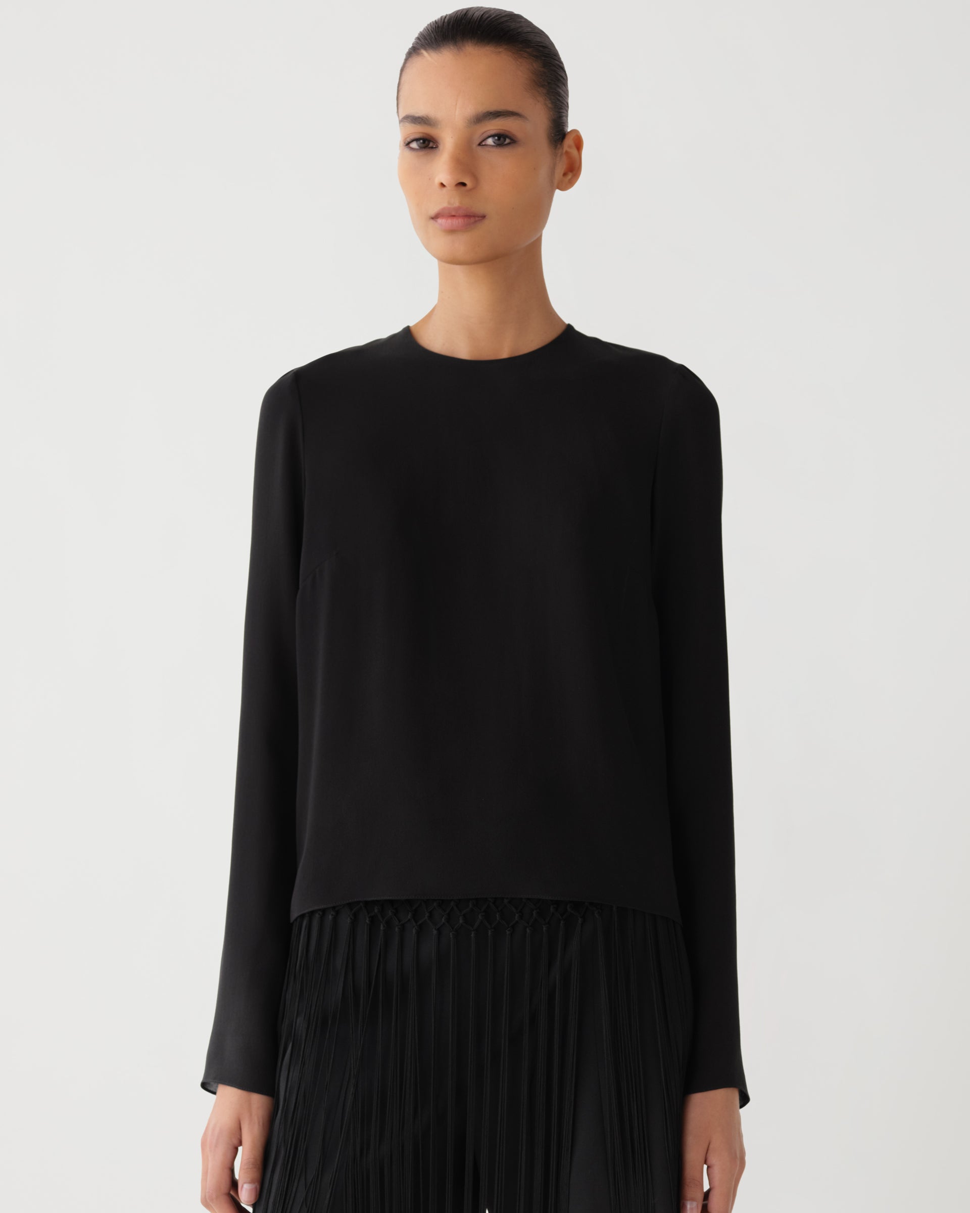 Alana Structured Tee in Silk Crepe Georgette, Black