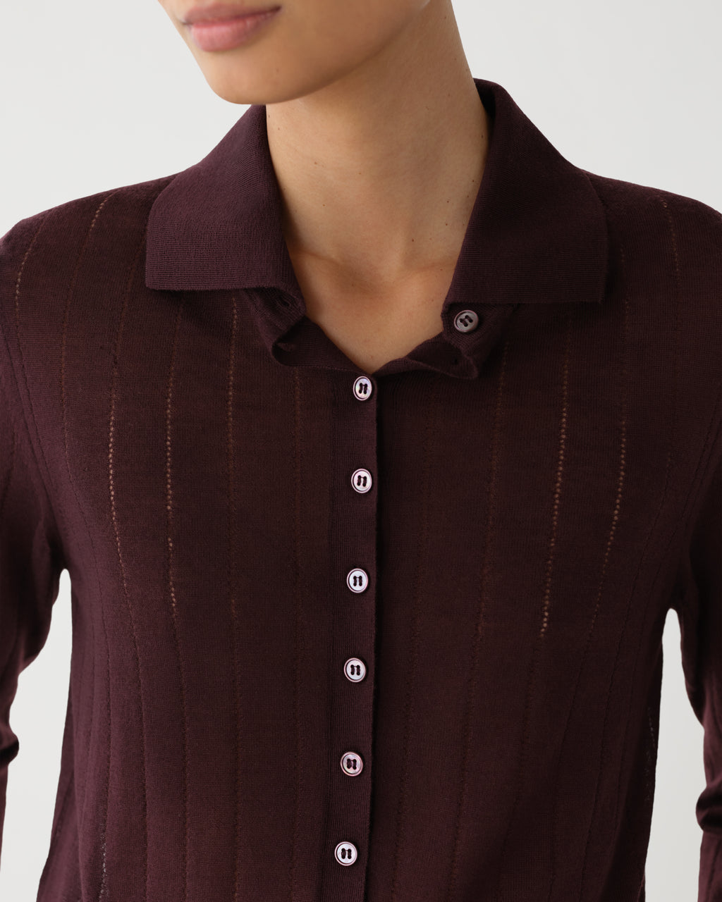 Veronica De Piante Luna Burgundy Cashmere Polo Knitwear, close-up of soft, cozy fabric and classic polo design.