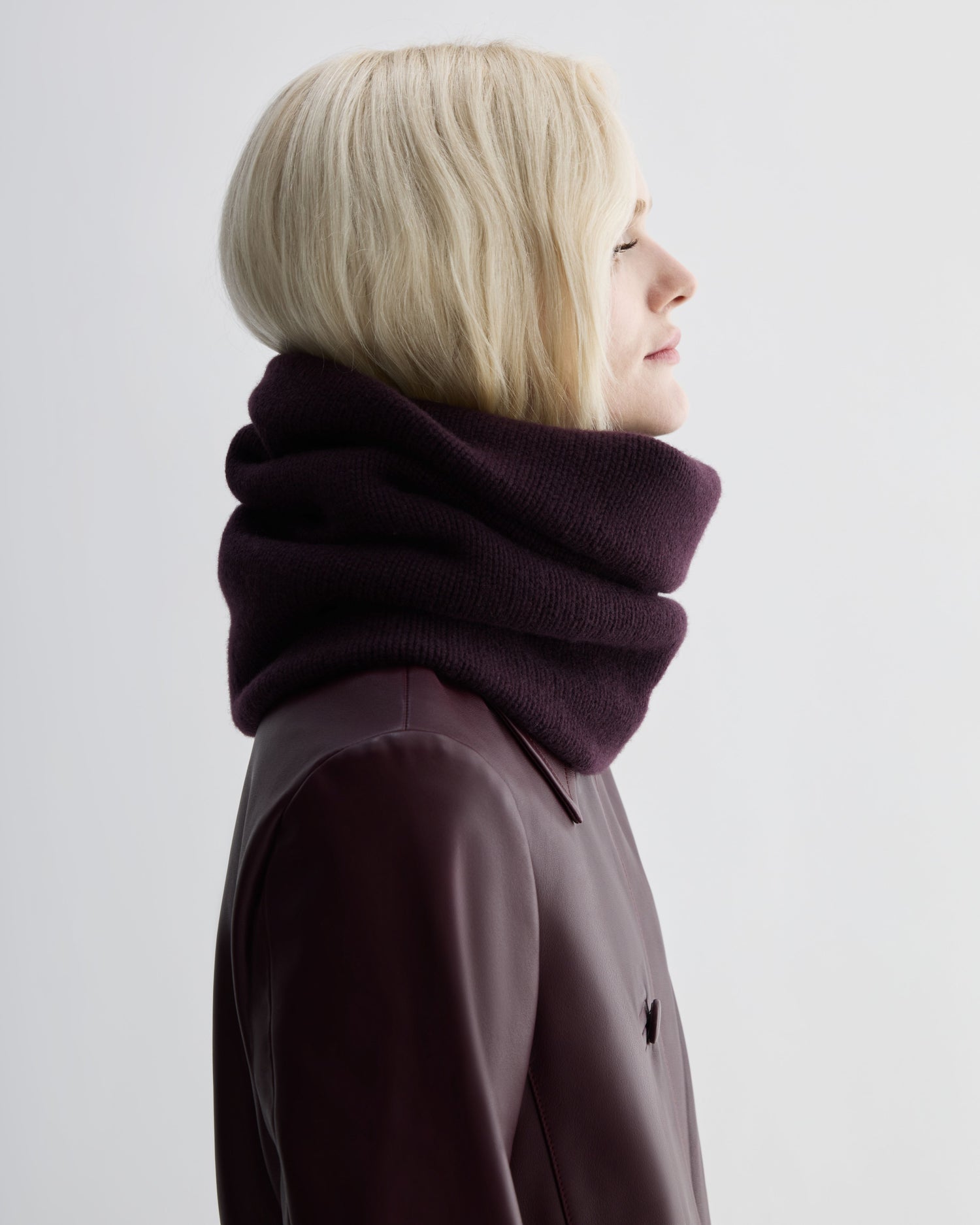 Fleur Snood in Wool Cashmere, Deep Plum