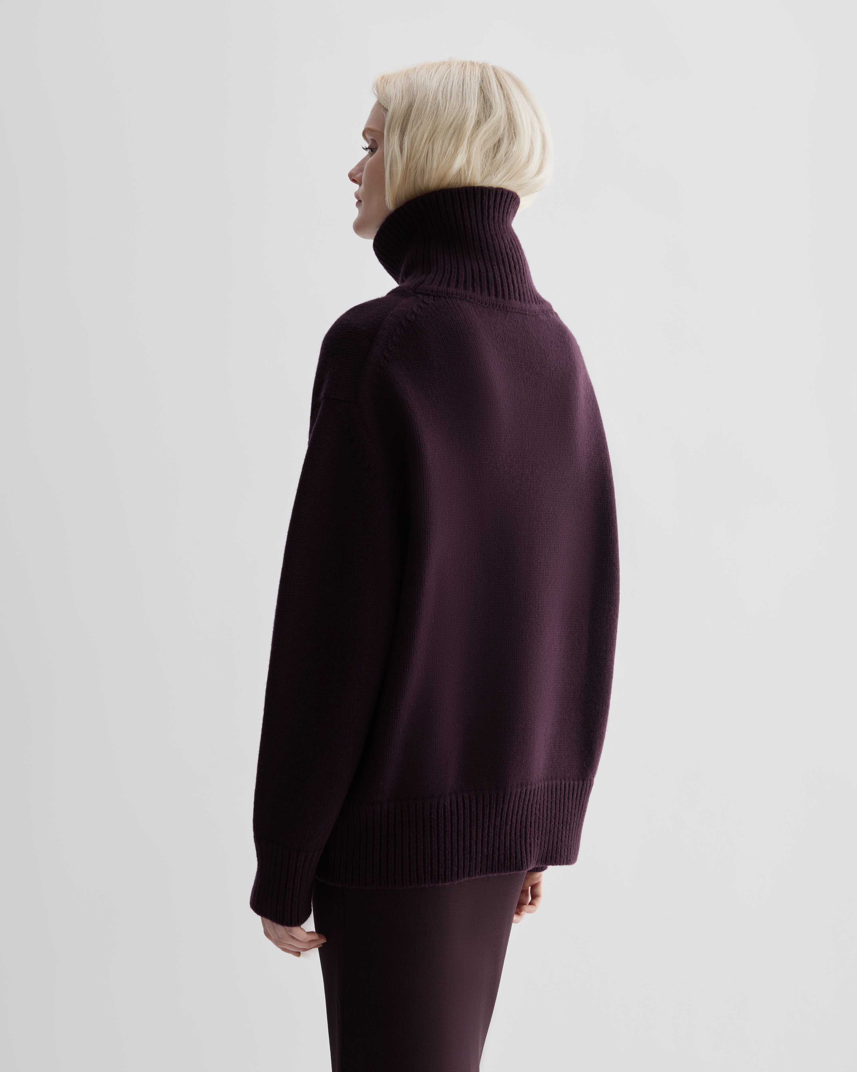 Delphine Sweater in Wool Cashmere, Deep Plum