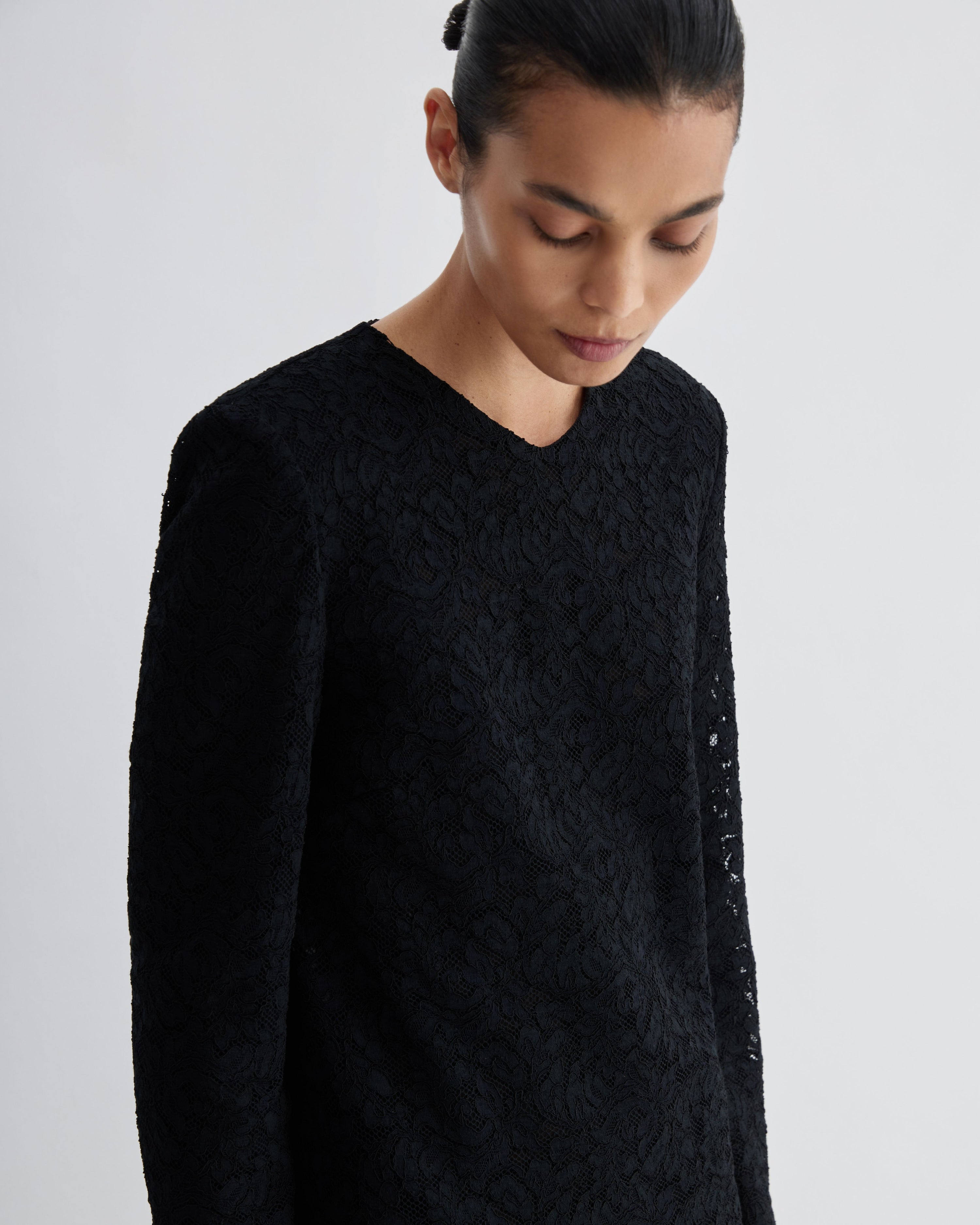 Ellie Dress in Lace, Black