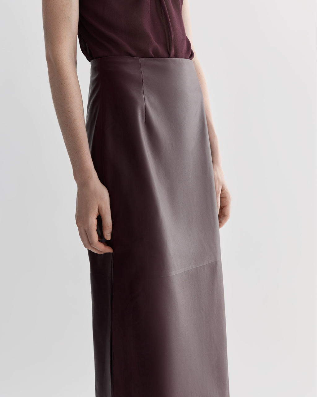 Gisele Skirt in Nappa Leather, Maroon - Veronica De Piante
