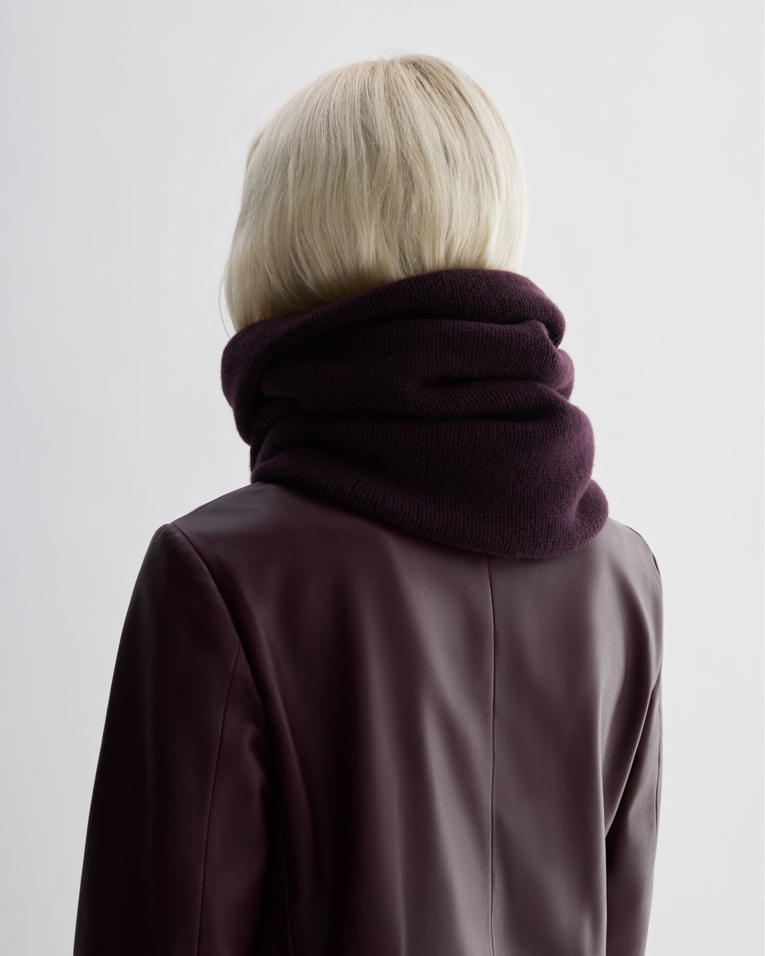 Fleur Snood in Wool Cashmere, Deep Plum