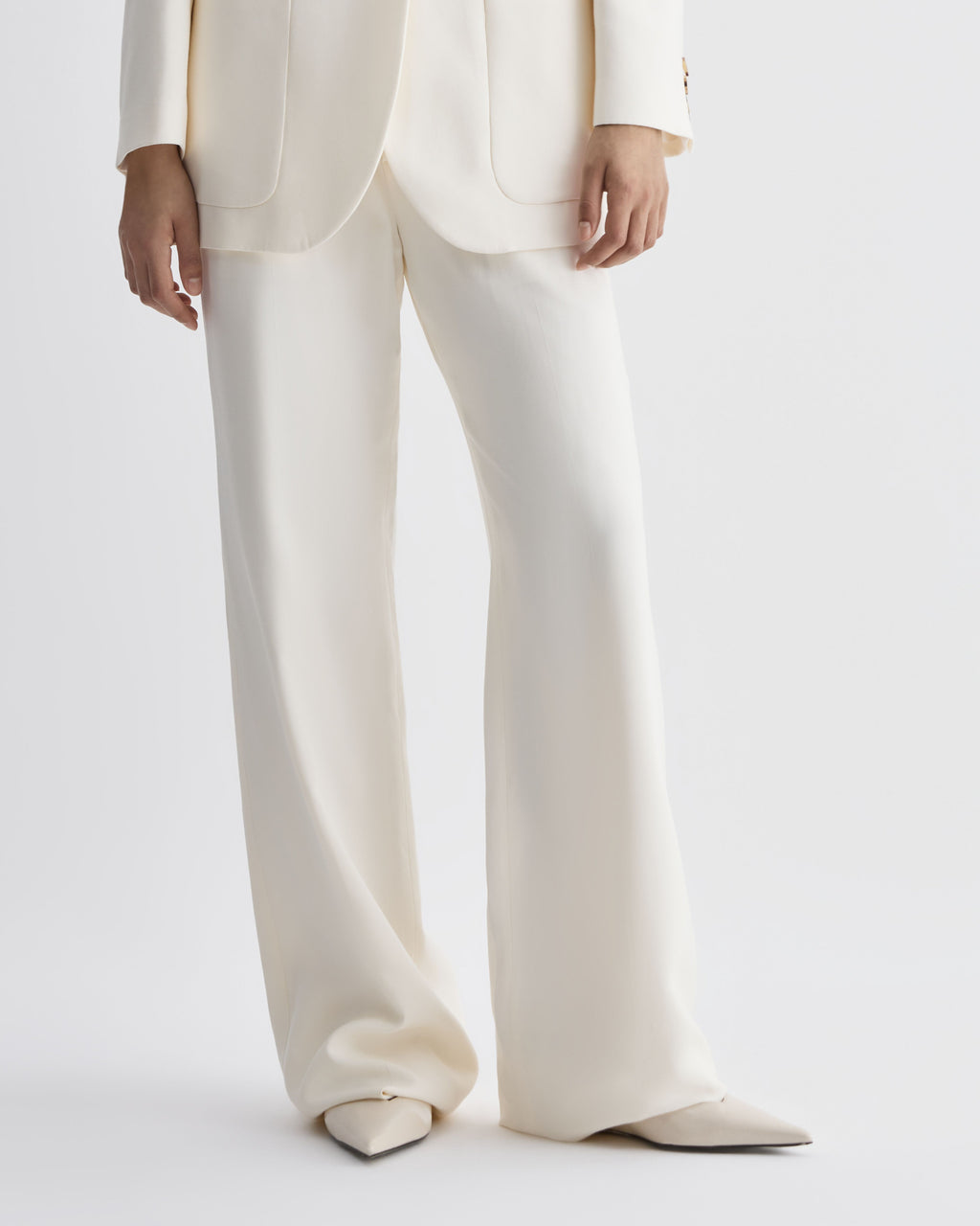 Taylor Trouser in Silk, Off-White - Veronica De Piante