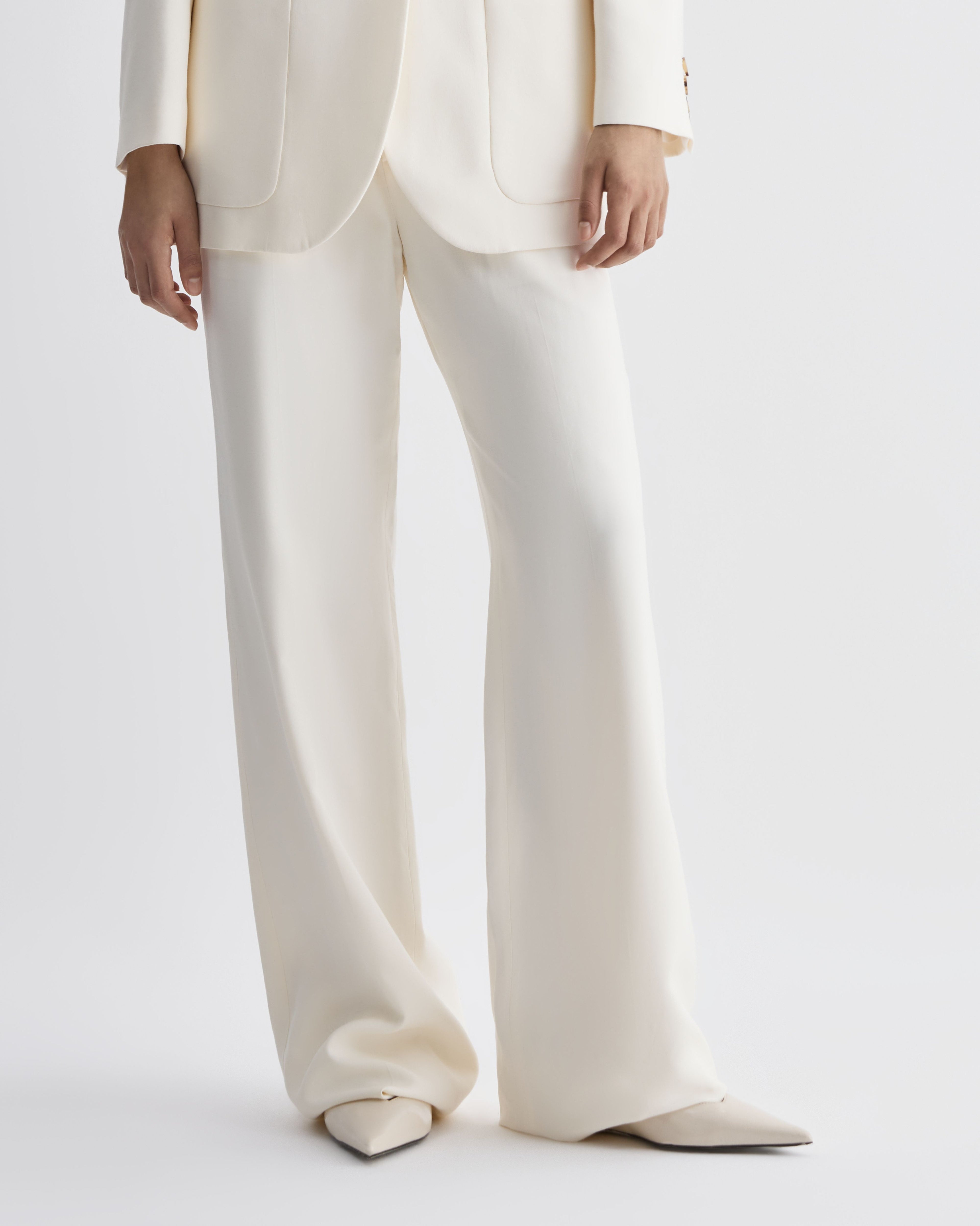 Taylor Trouser in Silk, Off-White - Veronica De Piante
