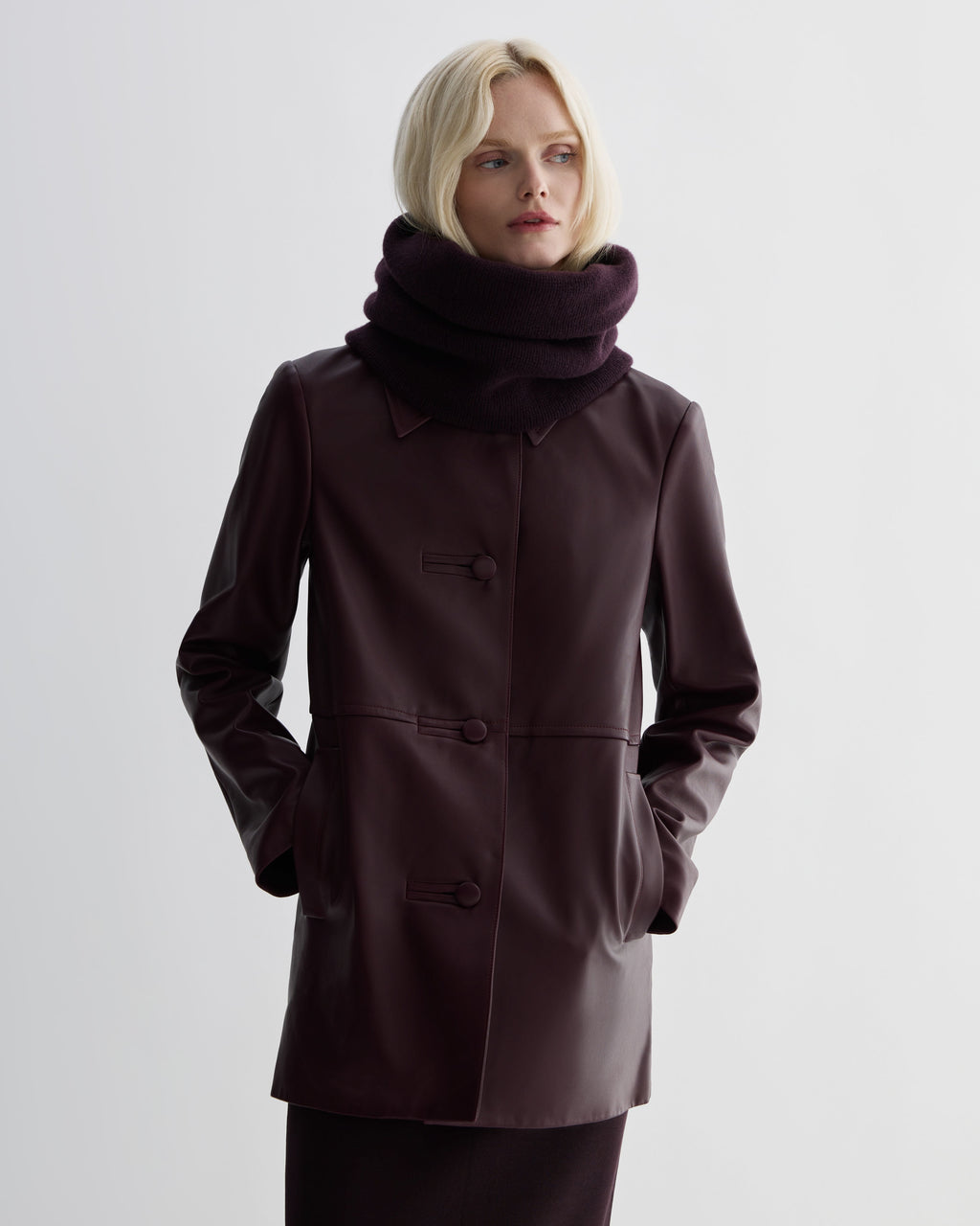 Fleur Snood in Wool Cashmere, Deep Plum - Veronica De Piante