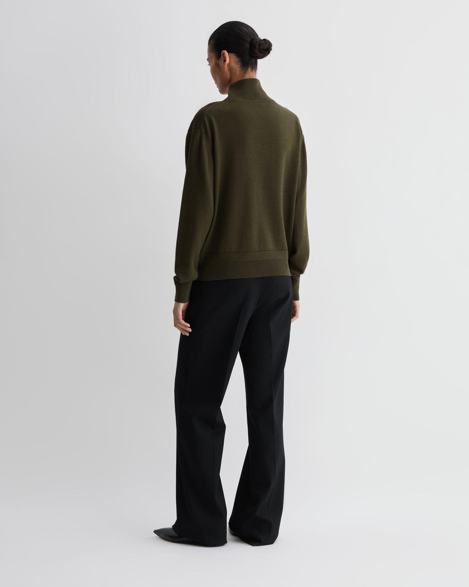 Alicia Sweater in Merino Wool, Olive - Veronica De Piante