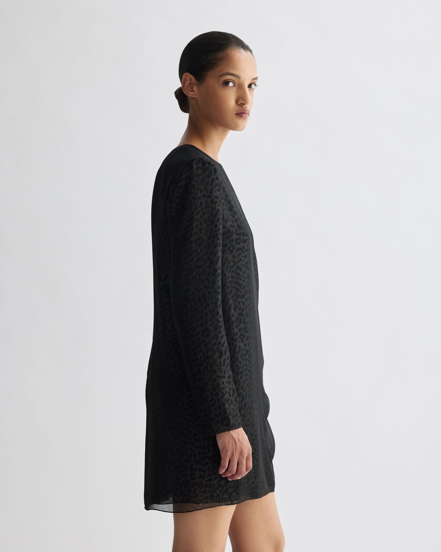 Pia Dress in Silk, Silver Leopard