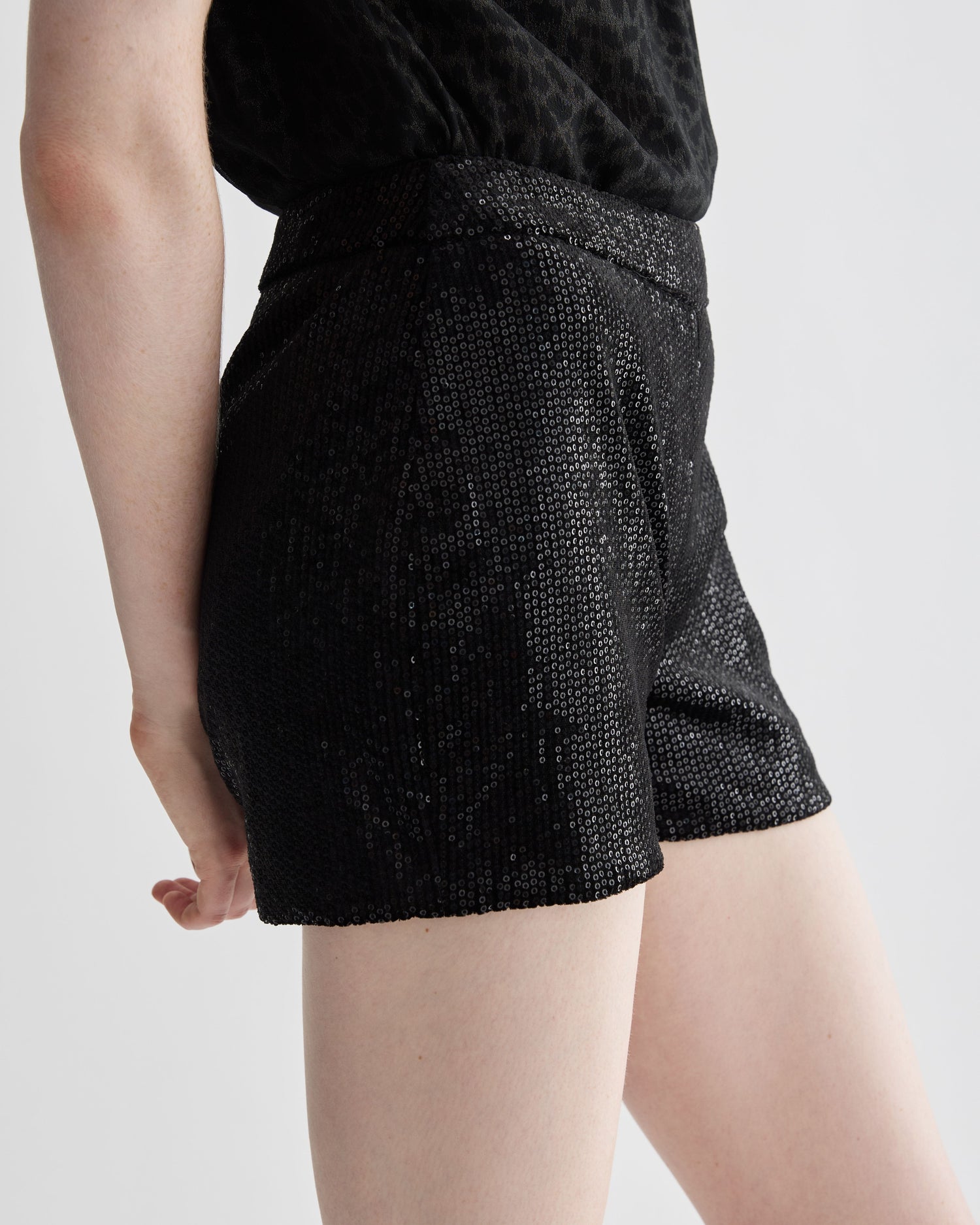 Helena Shorts in Stretch Sequin, Black