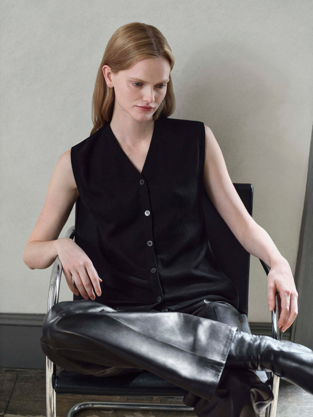 Alice Vest in Merino Wool, Black