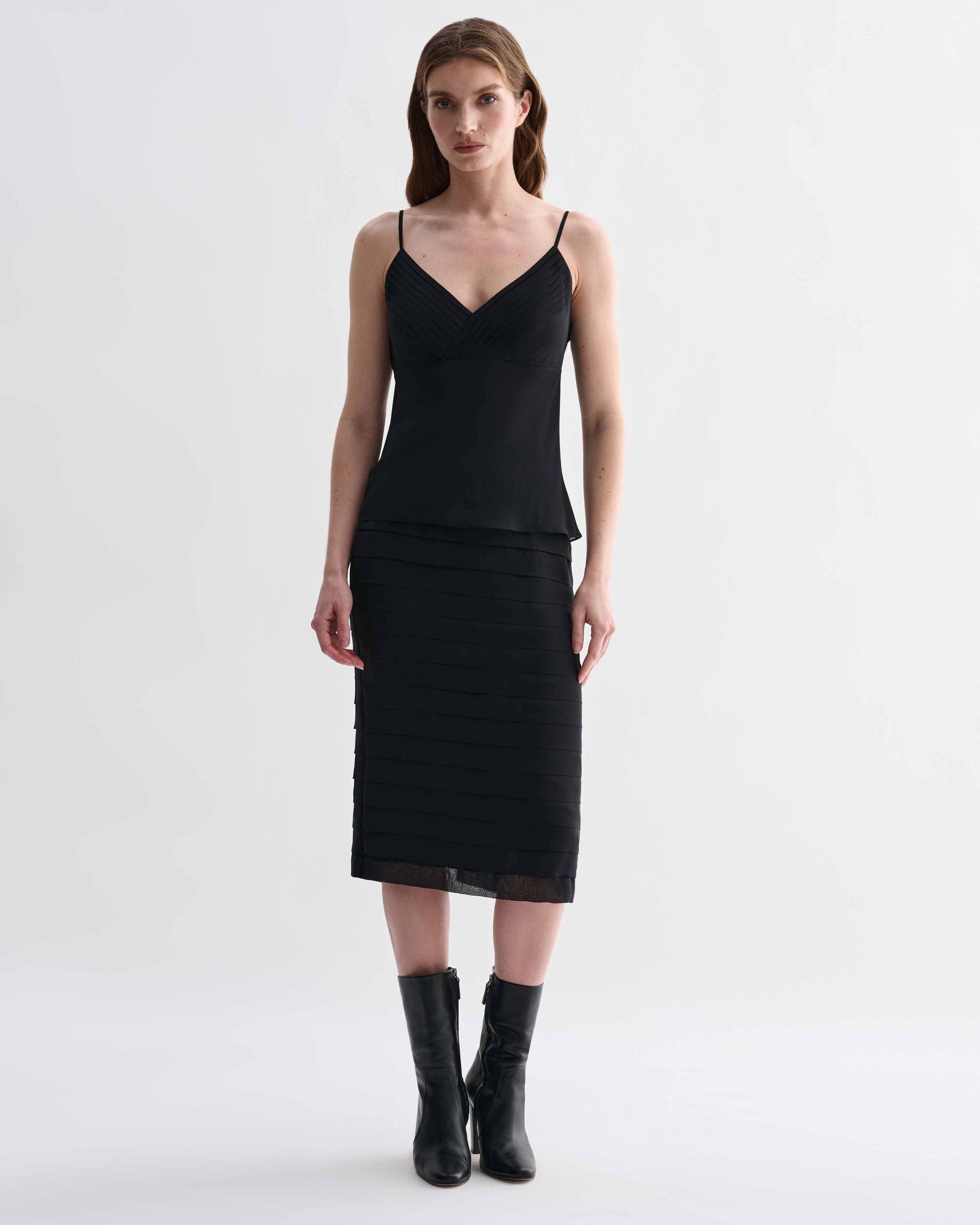 Black Adela skirt in georgette fabric by Veronica De Piante, shown with a flowing, lightweight silhouette on a neutral background.