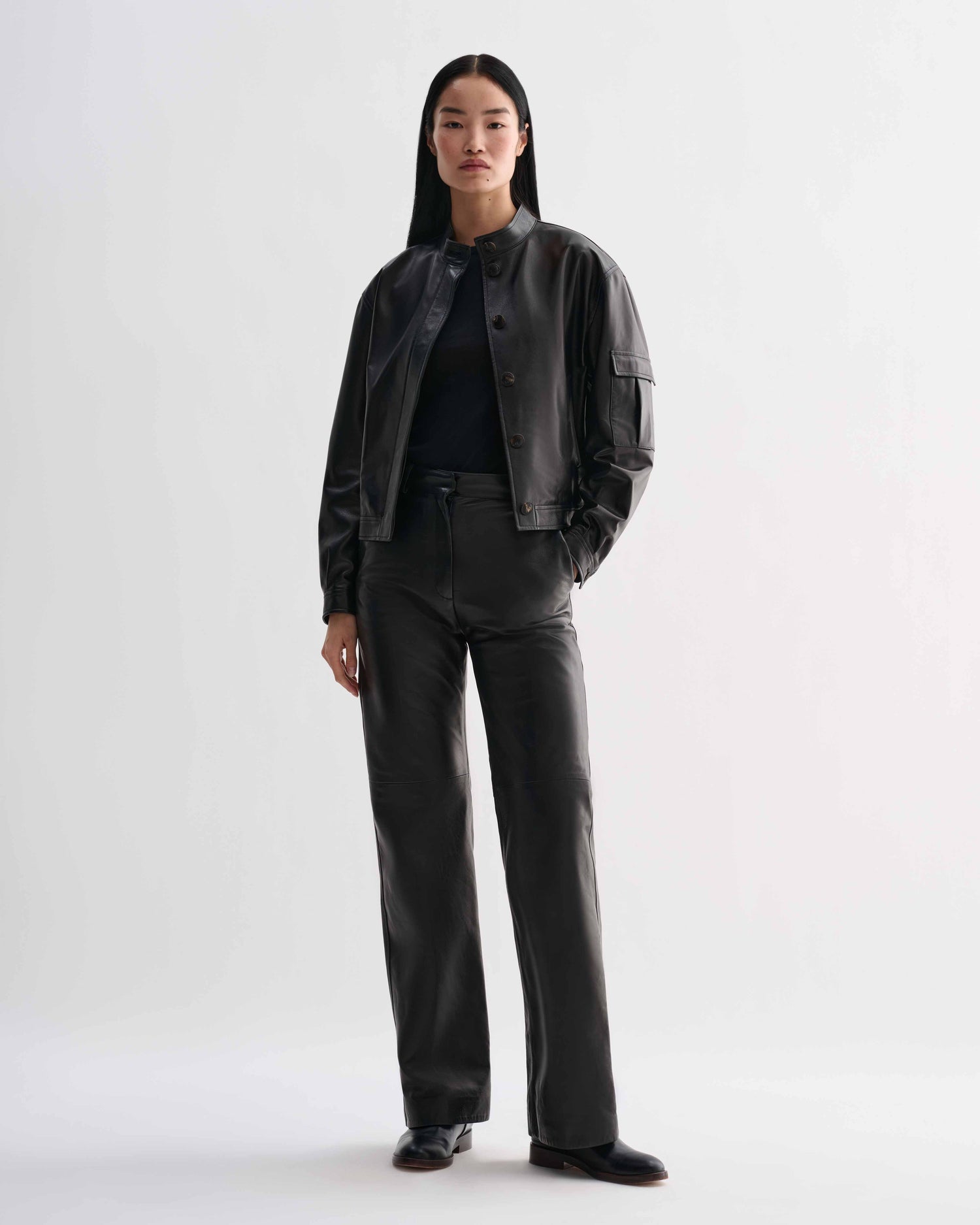 Black Juno jacket in soft Nappa leather by Veronica De Piante, featuring a sleek design and tailored fit.