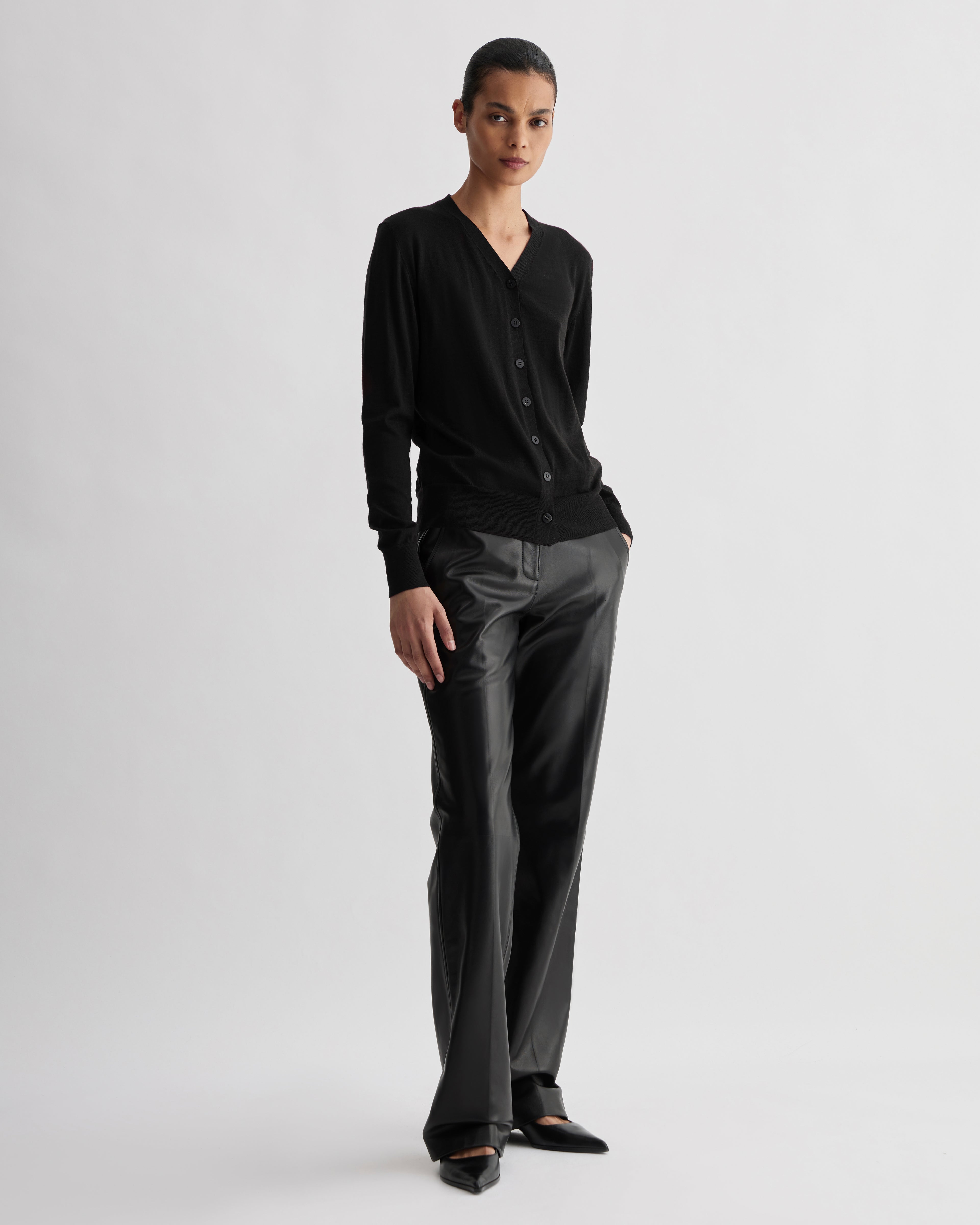 Katie Cardigan in Merino Wool, Black - Veronica De Piante