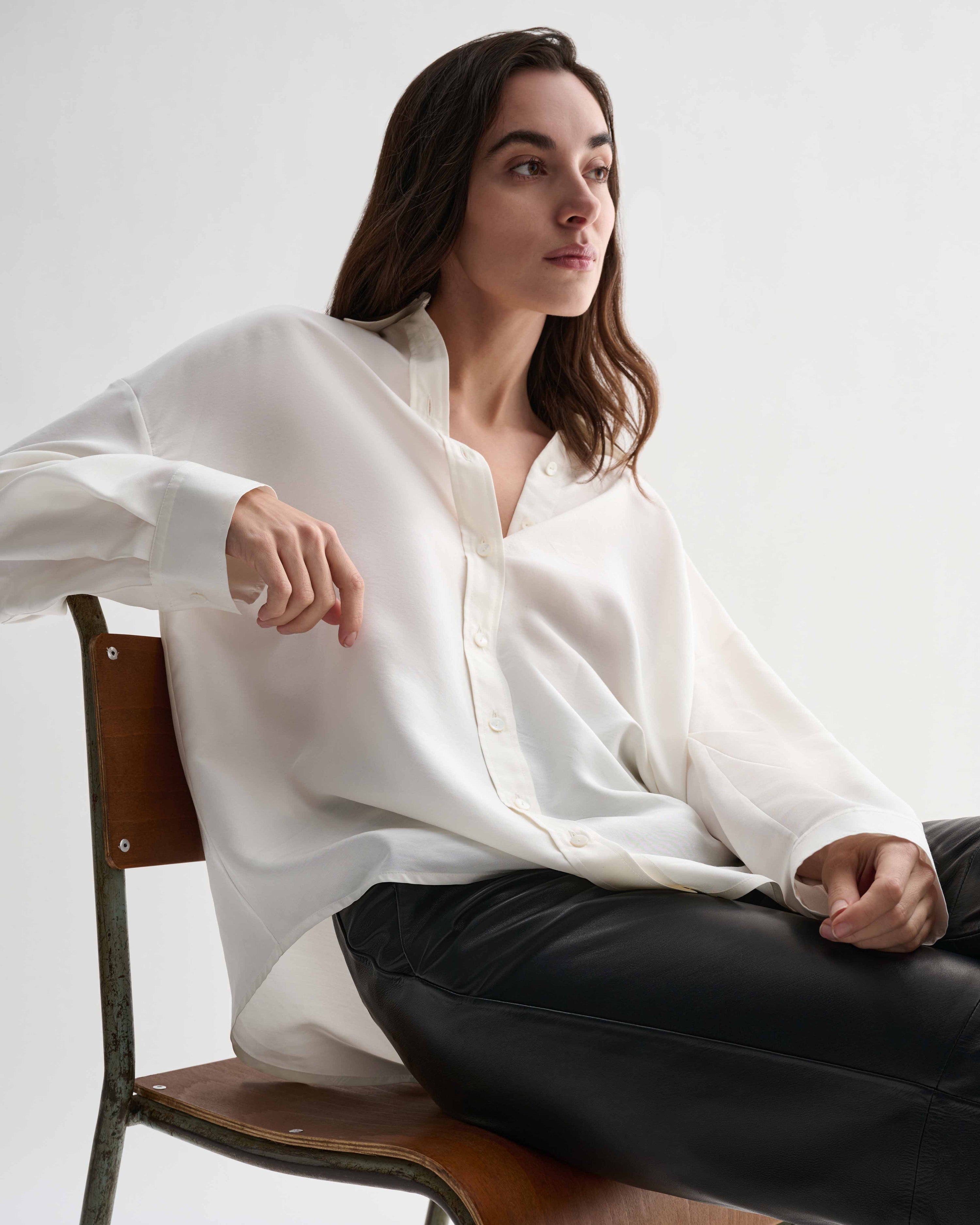 Off-white silk Maren shirt by Veronica De Piante, featuring a classic top with elegant drape and refined tailoring.