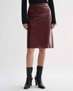 Dark red Noelia pencil skirt in semi-gloss embossed leather with snakeskin texture