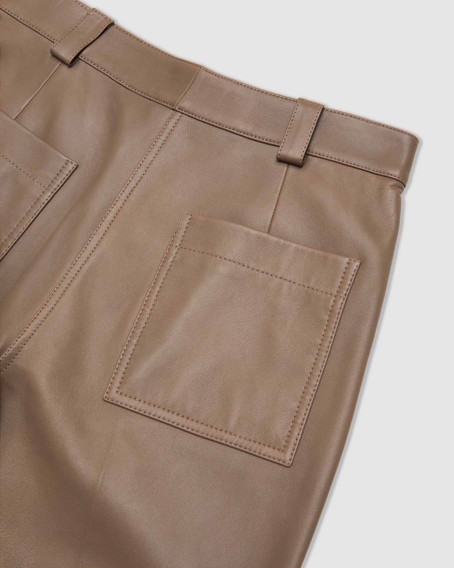 Veronica de Piante Avery Nappa Leather Trouser in Smog color, featuring tailored fit and smooth leather texture.