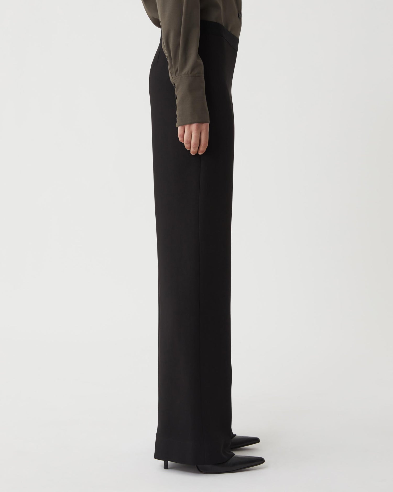 Lexi Trouser in Viscose Crepe, Black