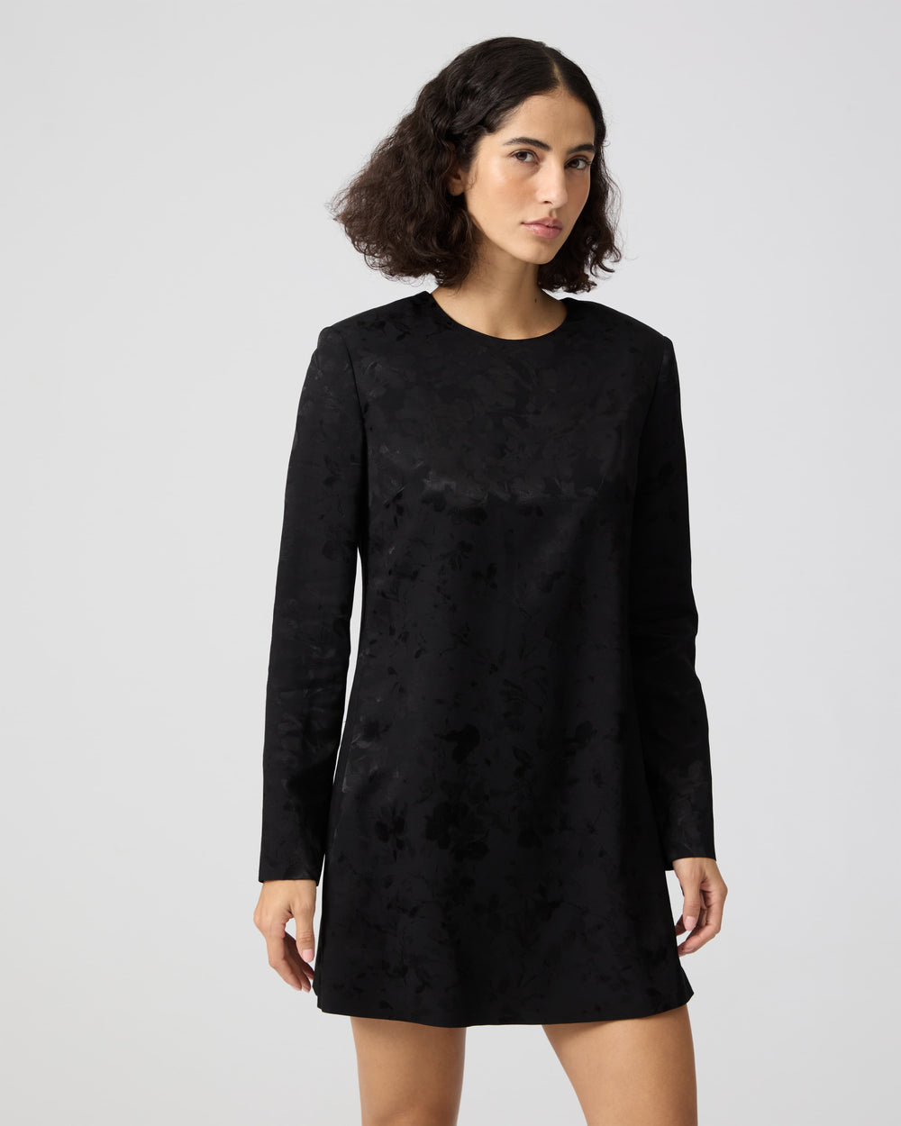 Veronica De Piante Carlota dress in black viscose jacquard fabric, stylish and elegant women's dress with intricate pattern.