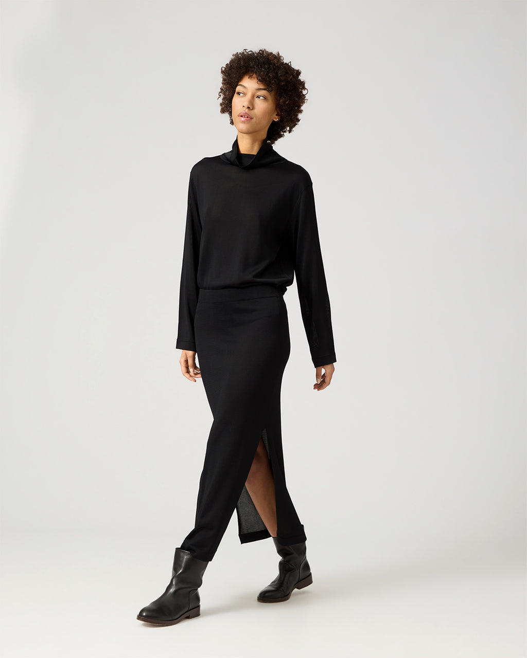 Leo Knit Skirt In Viscose, Black