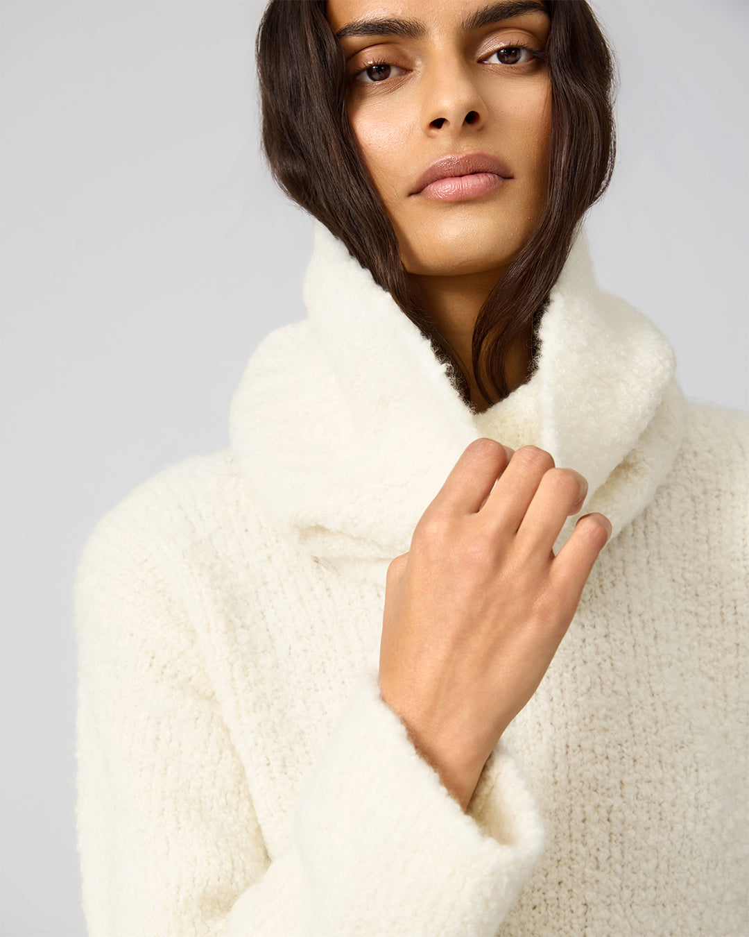 Lee Snood In Wool-Silk Boucle, Cream