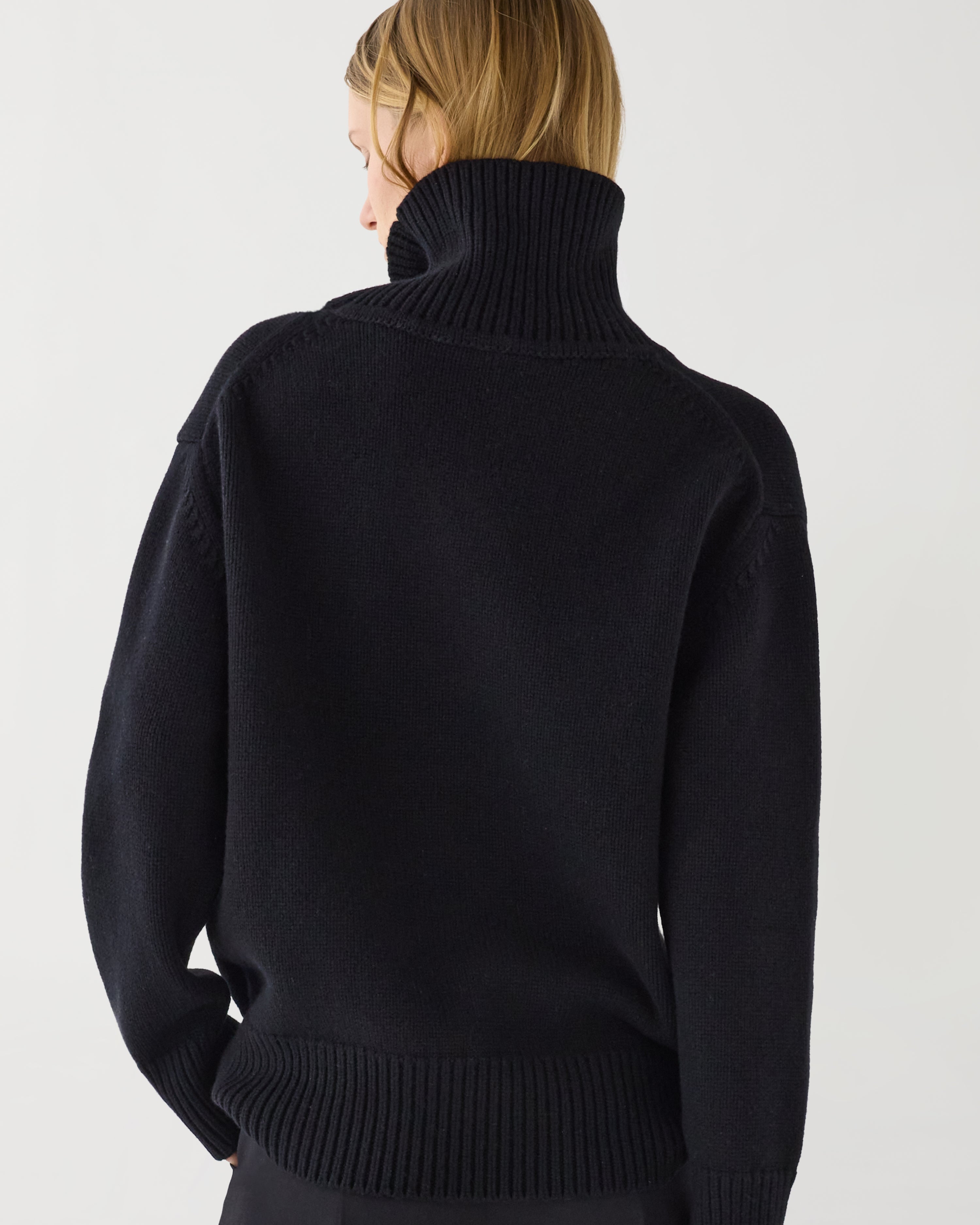 Delphine Sweater in Wool Cashmere,  Black
