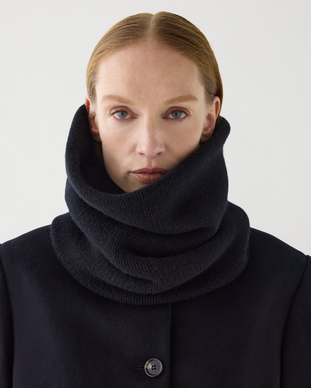 Fleur Snood in Wool Cashmere, Black