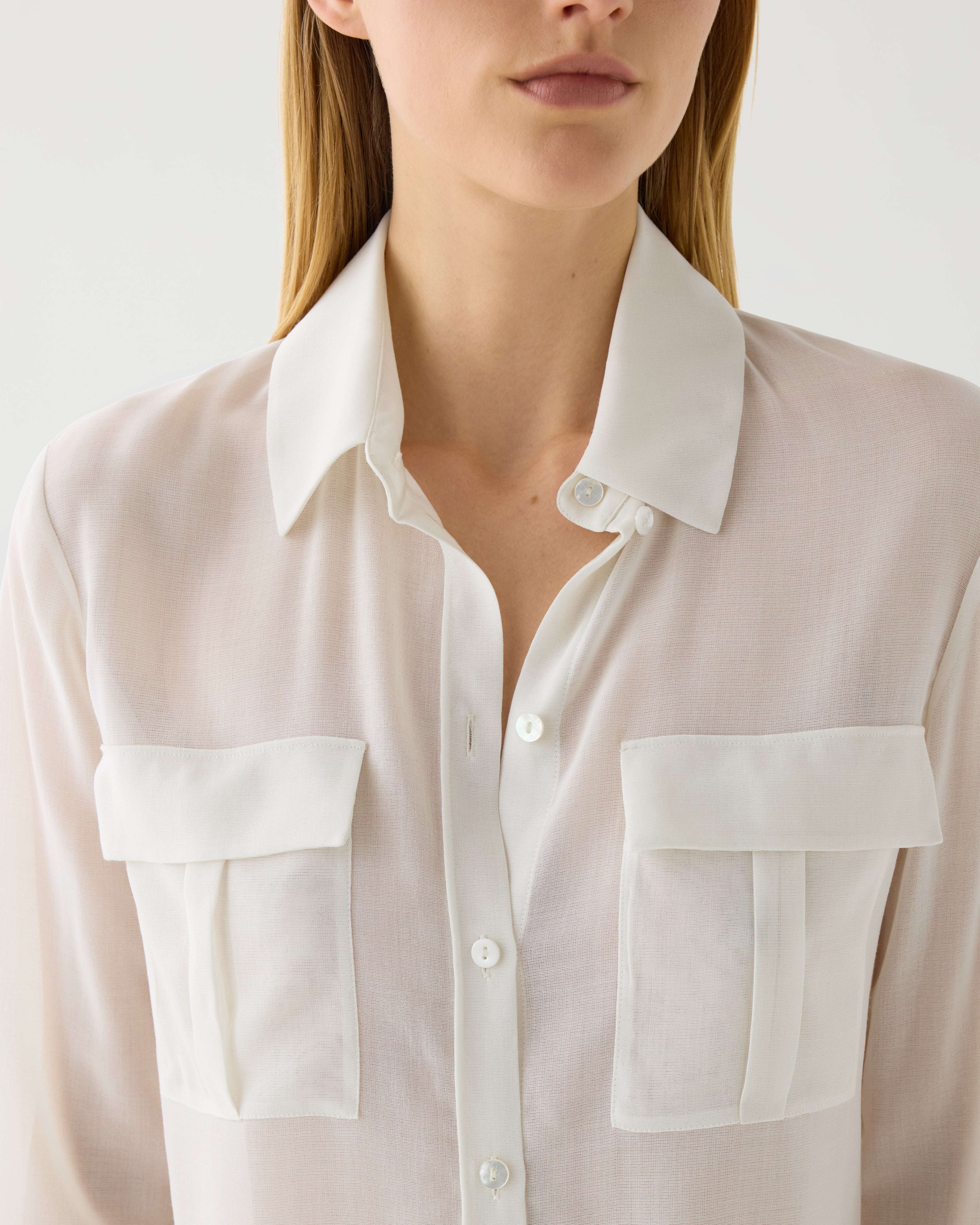 Off-white Jamie Shirt in wool voile, featuring a lightweight design and relaxed fit, perfect for layering or casual wear.