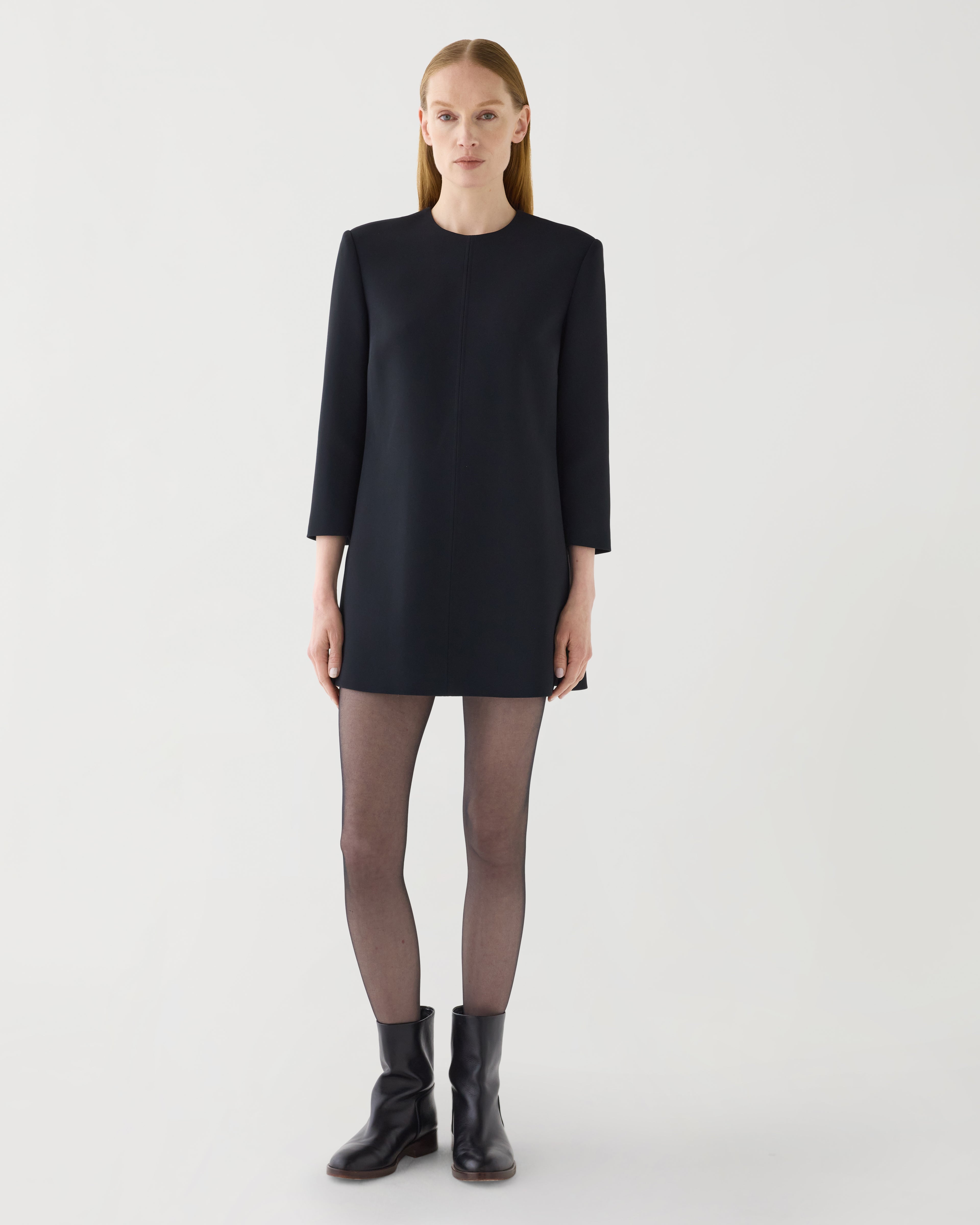 Black Ambar tunic by Veronica De Piante in stretch viscose crepe, featuring a relaxed fit and elegant neckline.