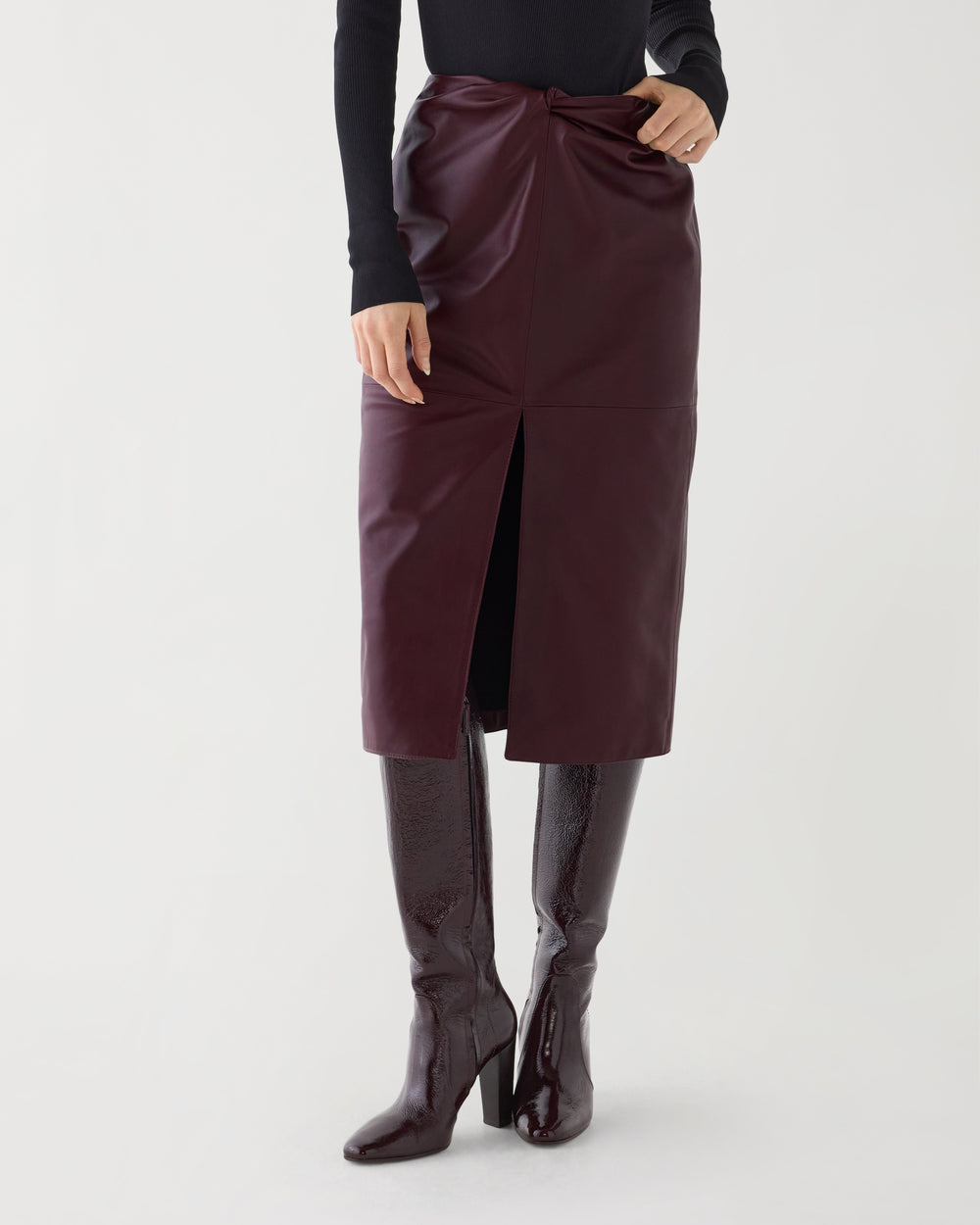 Mira Skirt in Light Weight Leather,  Plum