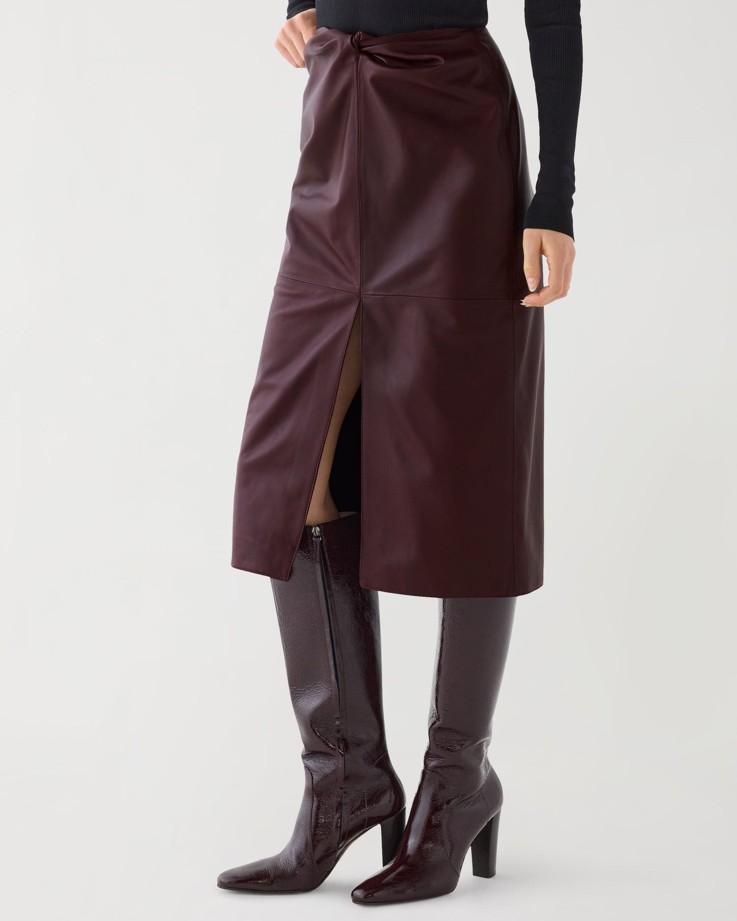 Mira Skirt in Light Weight Leather,  Plum