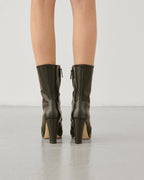 Gaia Heeled Ankle Boots in Leather, Black - Veronica De Piante