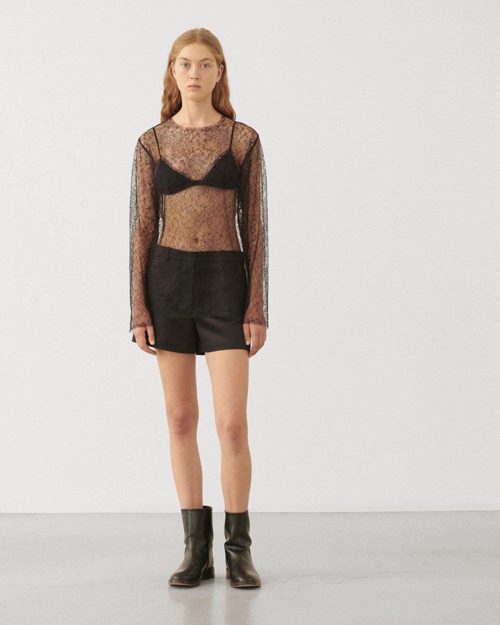Isabel Tee in Lace, Black