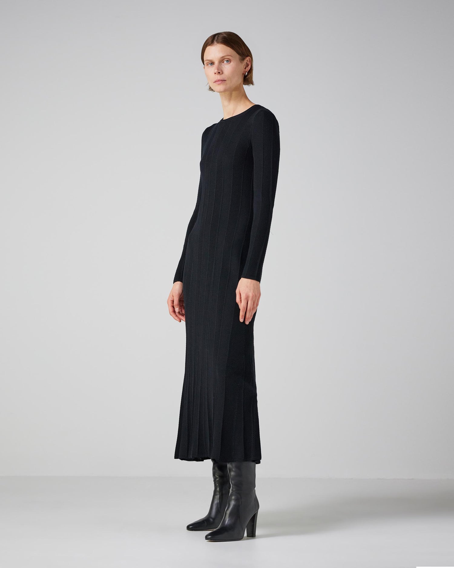 Anais Dress in Wool, Black