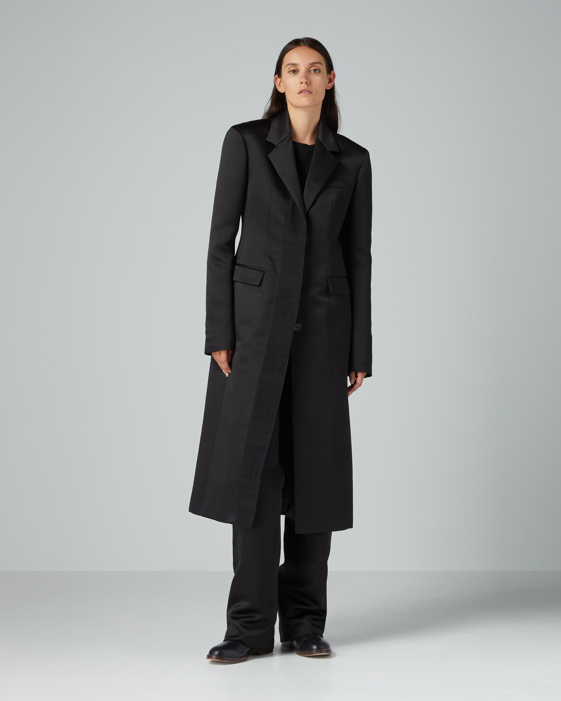 Freya Coat in Duchess Silk, Black - Veronica De Piante