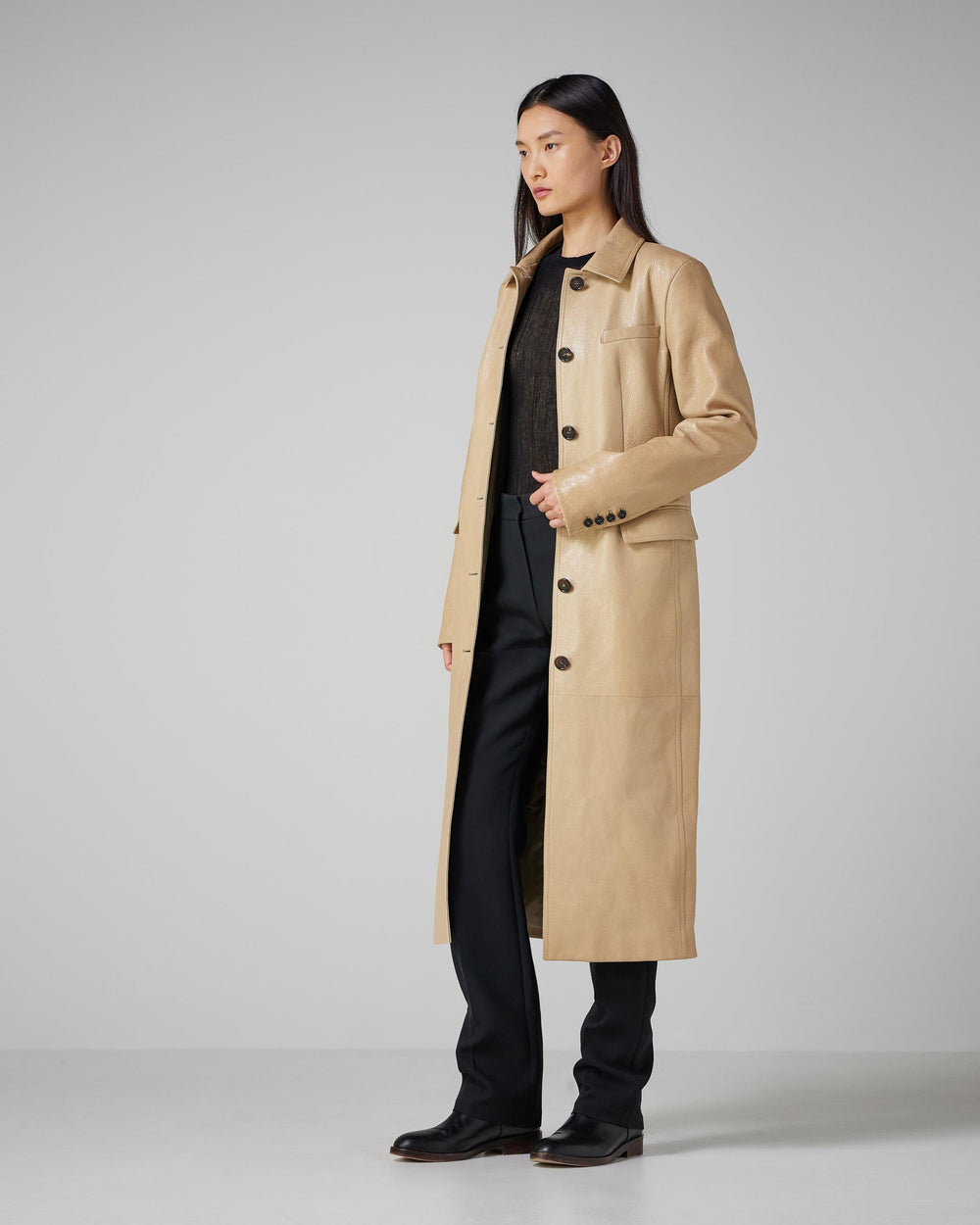 Kate Coat in Mix Oil Leather, Natural