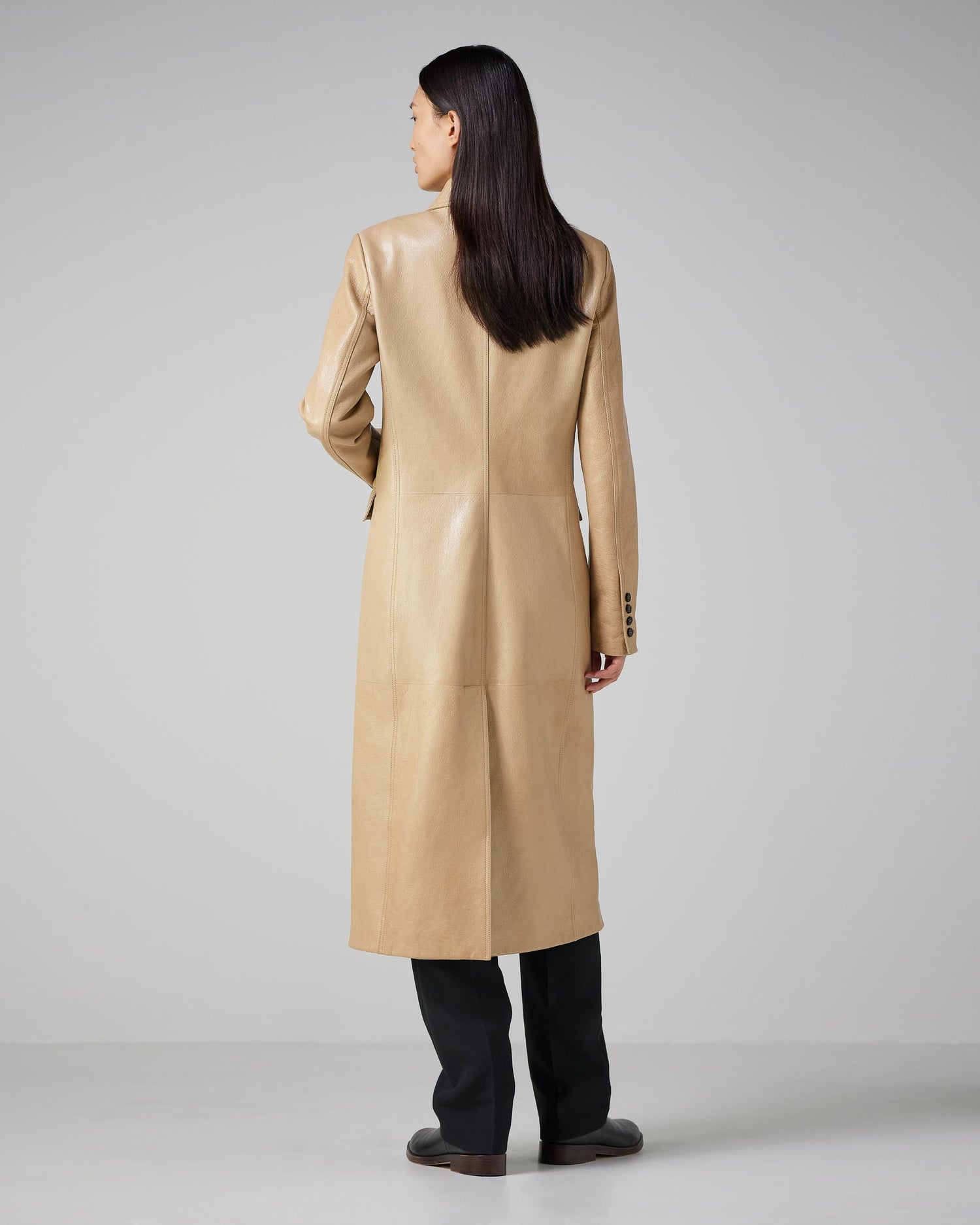 Kate Coat in Mix Oil Leather, Natural