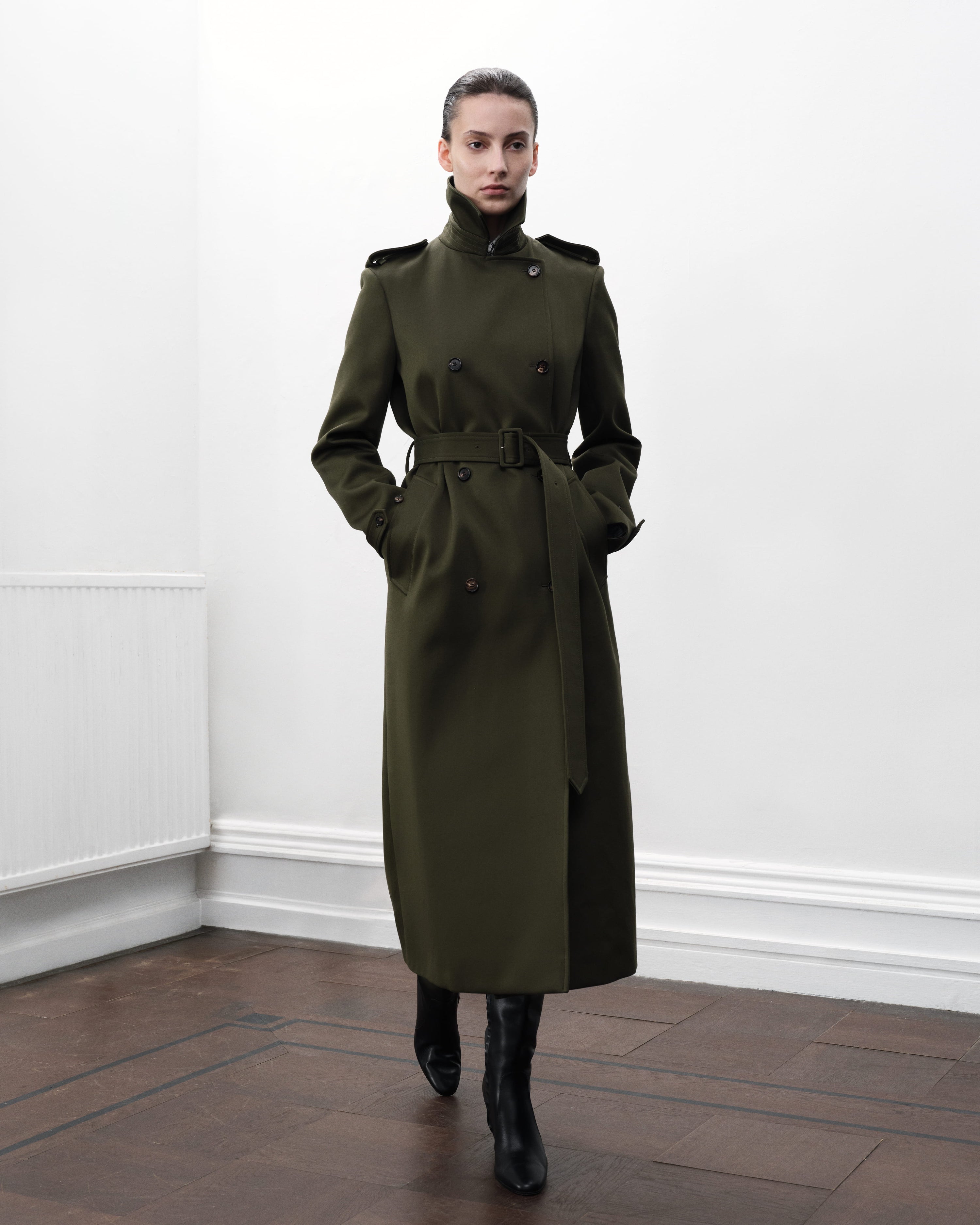 Amara Trench Coat in Cotton, Olive - Veronica De Piante