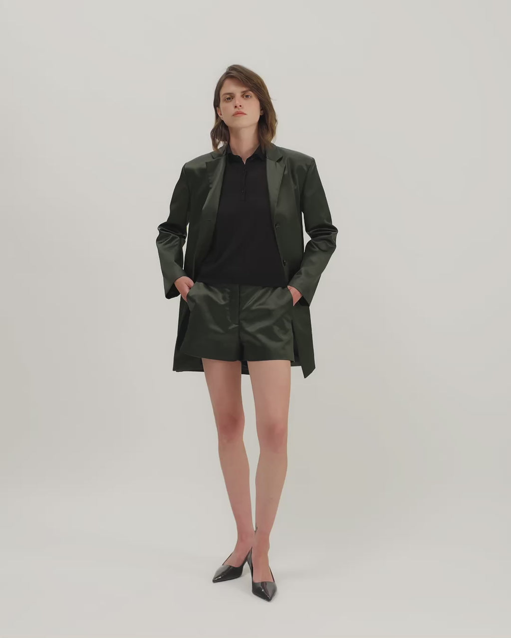 Belle Shorts in Technical Cotton, Olive