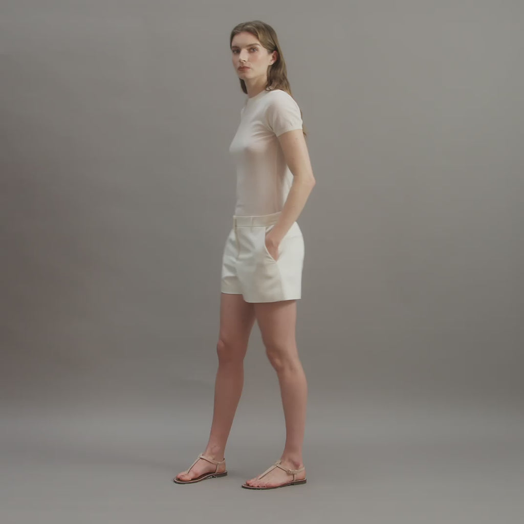 Belle Shorts in Silk, Off-White