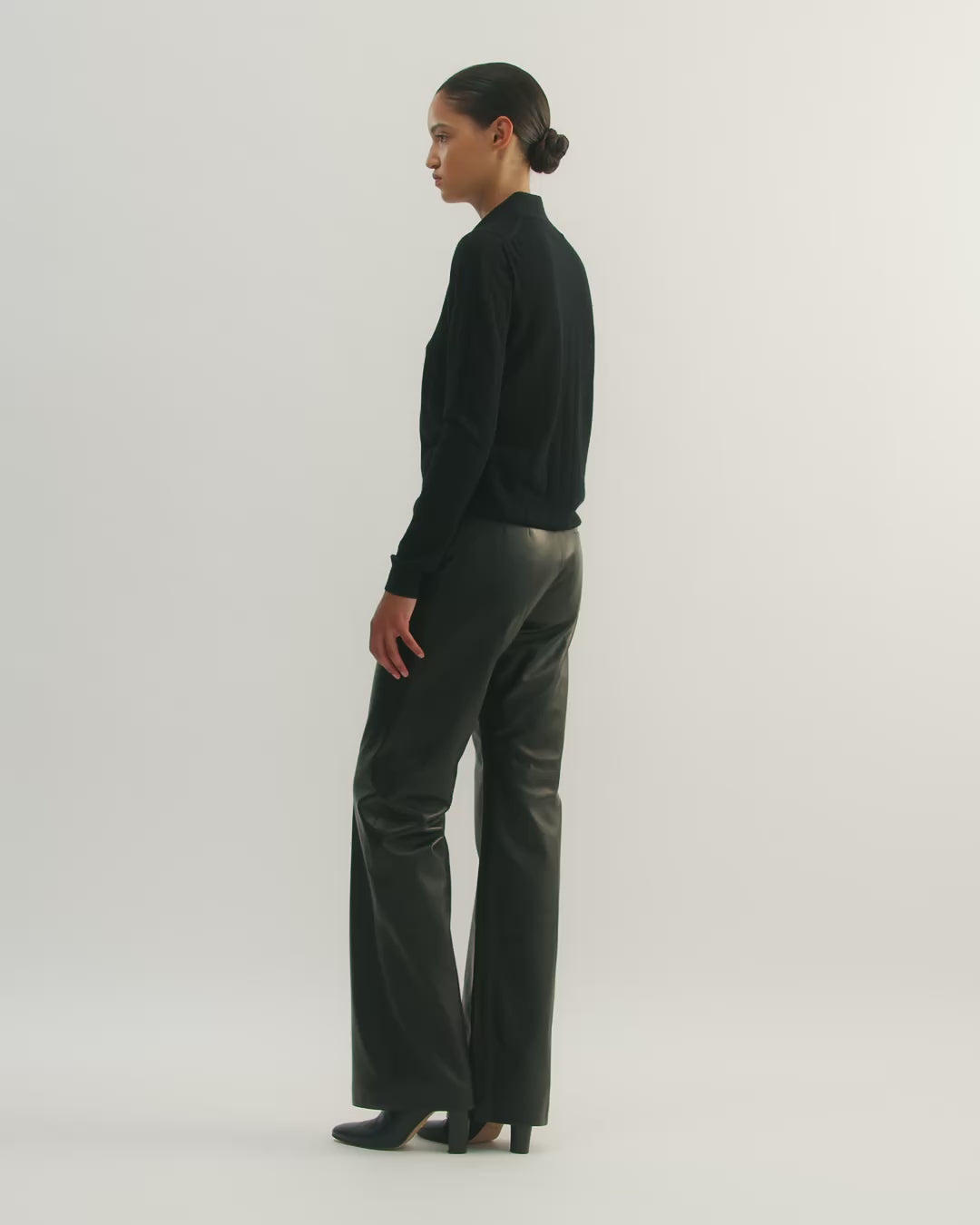 Luna Polo Neck Sweater in Cashmere, Black