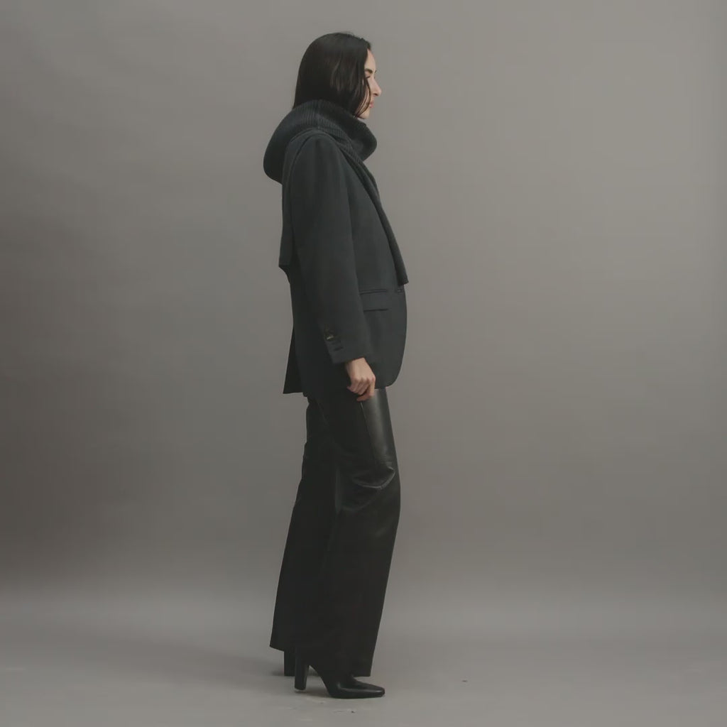 Caro Snood in Wool Cashmere, Charcoal