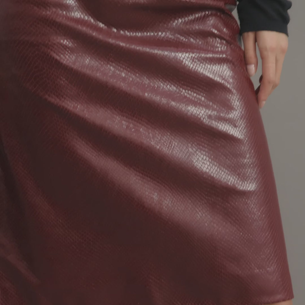 Noelia Skirt in Embossed Leather, Dark Red