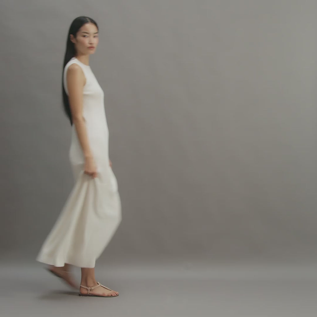 Gabby Dress in Viscose, Off-White
